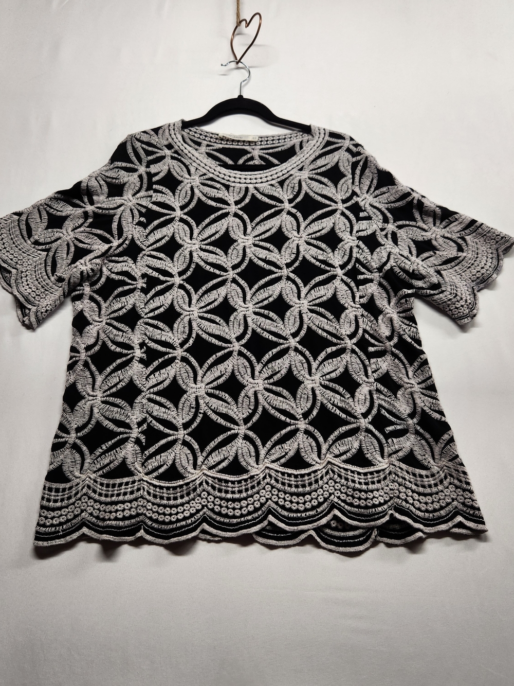 ⭐️Solitaire Boho Embroidered Scallop Lace Tunic Blouse Black White Plus Size 2X